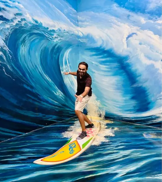 Surfing a painted wave