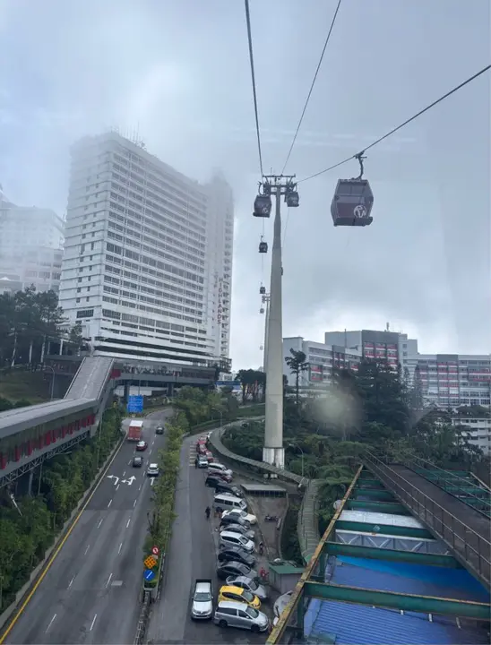 Cable car into the clouds, Genting